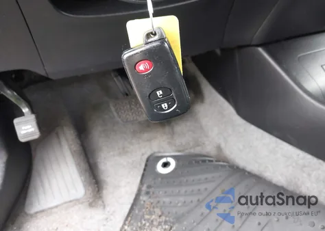 2015 Toyota Prius Two из США, поврежденный, VIN JTDKN3DU4F0458321